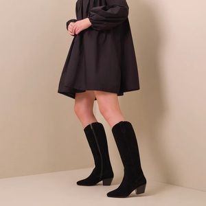 NEW sz 9 DuoBoots Saffron Suede Boots 44cm Circumference Black Knee High